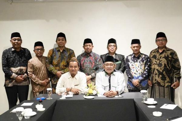 Kemenag tetapkan sembilan anggota Ahlul Halli Wal Aqdi (AHWA) yang bertugas menyiapkan seleksi Majelis Masyayikh Pesantren (Foto: Kemenag) 