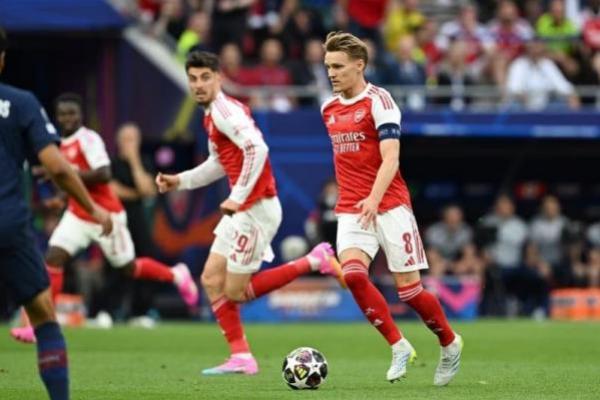 Kapten Arsenal,Martin Odegaard saat melawan Paris Saint-Germain di final Liga Champions pada Sabtu (30/5) malam (Foto: arsenal.com) 