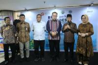 Mendes PDT Yandri Susanto (kedua dari kanan) usai kegiatan BRIN Goes to Villages: BRIN Menyapa Desa di Gedung B.J. Habibie, BRIN, Jakarta (Foto: Humas Kemendes PDT)