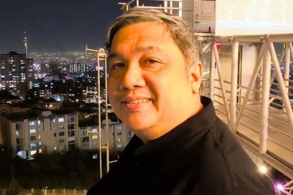 Pengamat Olahraga  yang juga founder Rakyat Sepakbola Indonesia (RSI) Frans Immanuel Saragih. Foto: dok. katakini 