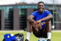 Penyerang anyar Chelsea, Danny Welbeck (Foto: X)