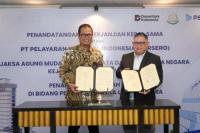 Penandatanganan perpanjangan kerja sama antara PT Pelni dengan Jaksa Agung Muda Bidang Perdata dan Tata Usaha Negara (Jamdatun) Kejaksaan Republik Indonesia di Jakarta, Selasa (11/8/2026). Foto: pelni/katakini