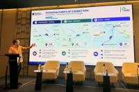 Direktur Operasi dan Transformasi PT ASDP Indonesia Ferry (Persero), Rio Lasse saat memberikan paparan potensi konektivitas antara Indonesia denngan Malaysia. Foto: asdp/katakini