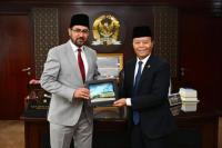 Wakil Ketua MPR Ri Hidayat Nur Wahid alias HNW (kanan) (Foto: Humas MPR)