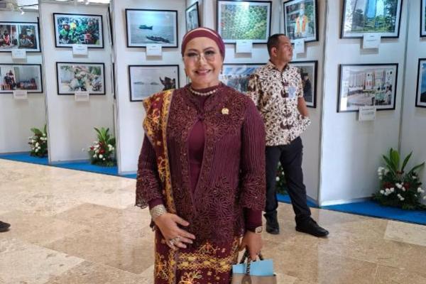 Anggota MPR RI dari Kelompok DPD, Ina Ammania mengenakan Tapis khas Lampung Sidang Tahunan MPR RI dan Sidang Bersama DPR RI–DPD RI Tahun 2026 di Gedung Nusantara, Kompleks Parlemen, Jakarta, Jumat (Foto: Humas MPR) 
