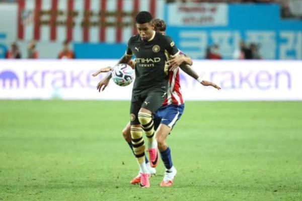 Winger Manchester City, Savinho (Foto: talkSPORT) 
