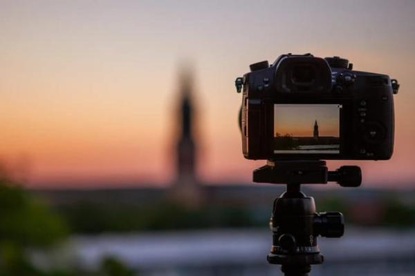 Ilustrasi - ini tiga teknik dasar untuk menjadi fotografer untuk pemula (Foto: Unplash) 