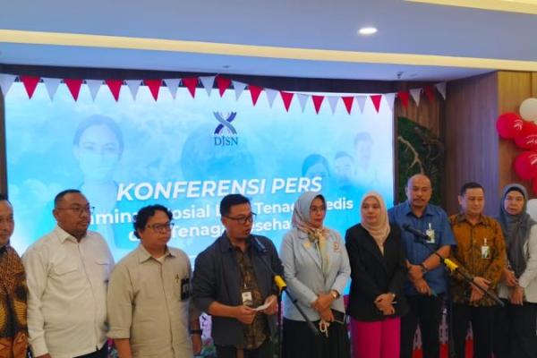 Dewan Jaminan Sosial Nasional (DJSN) melakukan Konferensi Pers di Kantor Kementerian Pemberdayaan Masyarakat (Kemenko PM) Jakarta, Jumat (21/8) (Foto: Vaza/Katakini) 