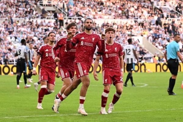 Gelandang Liverpool, Dominik Szoboszlai melakukan selebrasi usai membobol gawang Newcastle United pada menit ke-99 pada Minggu (23/8) (Foto: liverpoolfc.com) 