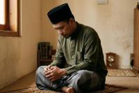 Ilustrasi foto menyesali takdir