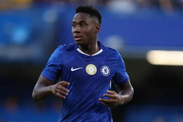 Gelandang Chelsea, Dario Essugo dikabarkan akan bergabung ke Strasbourg jelang penutupan bursa transfer musim panas ini (Foto: Sports Mole) 
