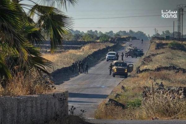 Kendaraan militer Israel di pedesaan Daraa. (SANA/Foto arsip) 