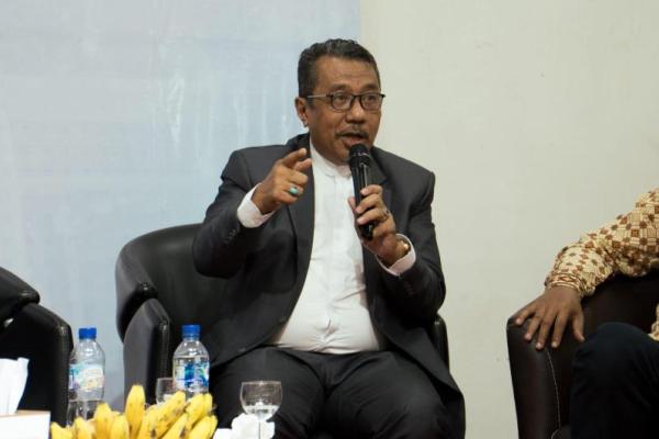 Pengamat Timur Tengah Prof. DR. Kholid Al Walid, MA di acara Seminar Nasional bertajuk Iran dalam Perspektif Peradaban Islam Dunia” yang digelar di Masjid Sunda Kelapa, Jakarta, Rabu (7/10) (Foto: Ist)  