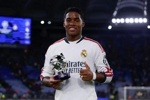 Penyerang Real Madrid, Endrick, terpilih sebagai pemain terbaik atau Man of the Match saat timnya mengalahkan AS Roma di Liga Champions pada Kamis (15/10) dini hari WIB (Foto: realmadrid.com) 