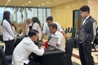  Sekretariat Jenderal MPR RI melalui Inspektorat MPR RI menggelar layanan help desk aktivasi akun Microsoft sebagai sarana untuk pengisian formulir pencatatan konflik kepentingan melalui aplikasi Sistem Informasi Manajemen Pengelolaan Konflik Kepentingan (SIMPATIK) (Foto: Humas MPR)