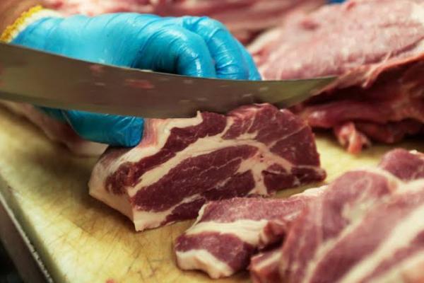 China Tangguhkan Impor Daging dari Kanada