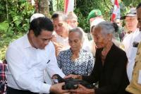 Diluncurkan Menteri Pertanian RI, Andi Amran Sulaiman, pada Juni 2018 Program Bedah Kemiskinan Rakyat Sejahtera (Bekerja) Kementan bertujuan untuk meningkatkan kualitas hidup masyarakat Indonesia khususnya yang berada di wilayah perdesaan. 