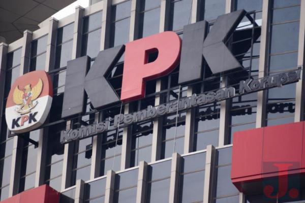 Keliru, Dewan Pengawas Lemahkan KPK