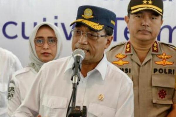 Libur Akhir Tahun Penumpang Diramal Rontok 52 Persen