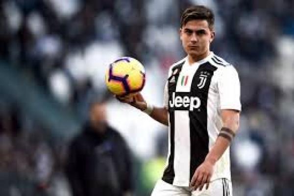 Paulo Dybala Positif Corona, Demikian Juga Sang Kekasih