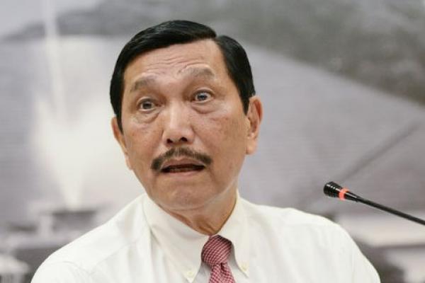 Luhut Sebut Normal Baru Berdasarkan Data dan Angka