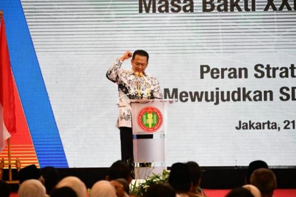   Pelajaran PMP Dihapus, Generasi  Muda Kehilangan Pegangan Ideologi