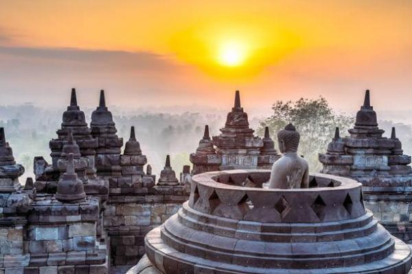Mohon Maaf, Borobudur Tutup Sementara 