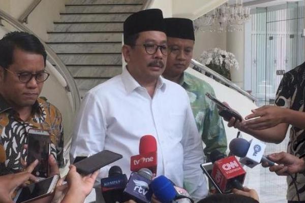 Wamenag Apresiasi Umat Taati Anjuran Ibadah di Rumah