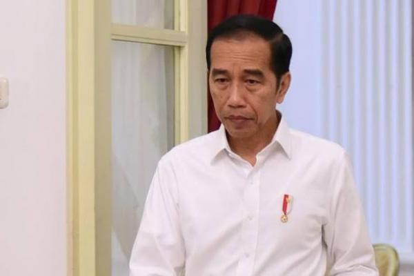 Ibunda Meninggal, Jokowi Minta Menteri Tak Terbang ke Solo