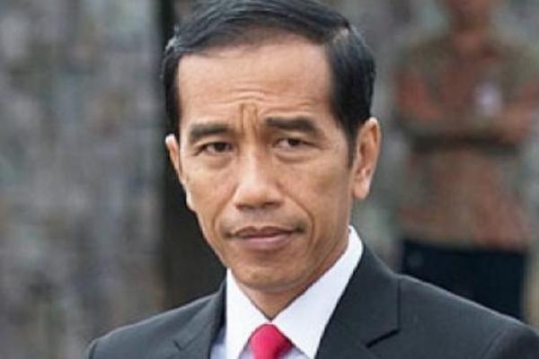 Jokowi:"Saya Ingatkan,Karantina Wilayah Kewenangan Pusat"  