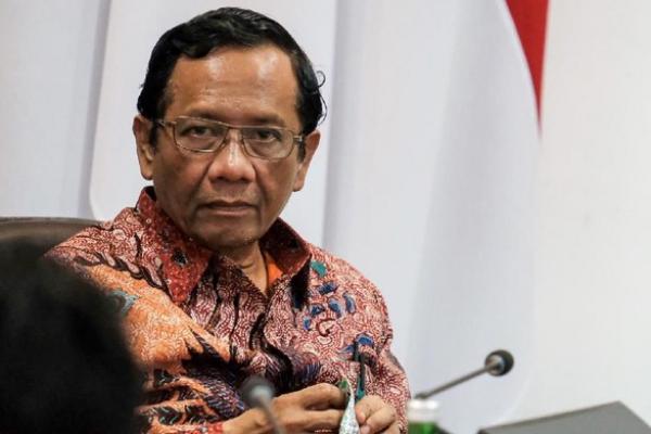     Joko Tjandra Belum Tertangkap,  Mahfud Panggil Empat Institusi