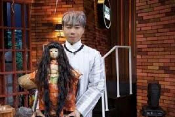 Heboh, Paranormal Nyentrik Roy Kiyoshi Tertangkap