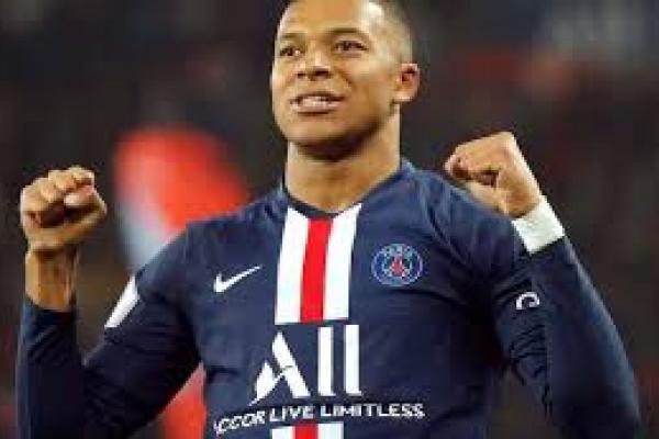 PSG Optimistis Mbappe Perpanjang Kontrak