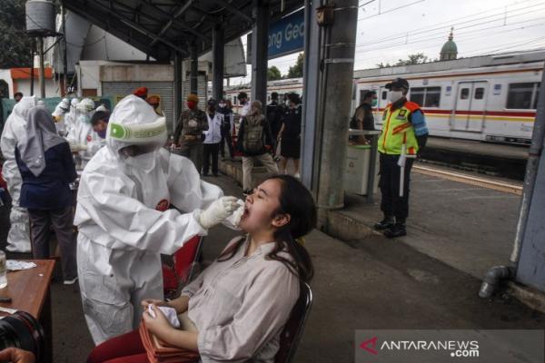 Hari Pertama PPKM Darurat, Penumpang KRL Turun 24%