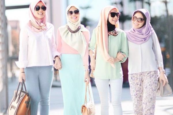 Tren Busana Muslim 2020 Didominasi Warna Pastel