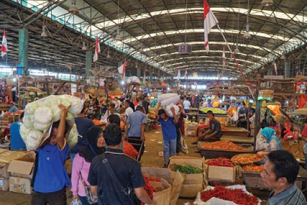  Ini Dampaknya Bila Pasar Induk Kramat Jati Ditutup 