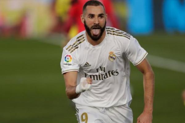   Dwigol Benzema Pastikan Gelar Juara Real Madrid