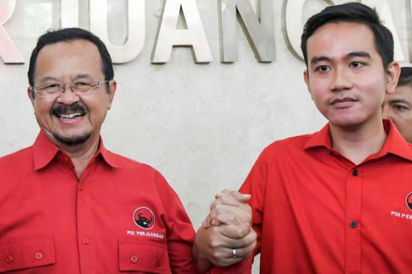  Berhenti Berpolitik, Achmad Purnomo  Bantah Dapat Jabatan dari Jokowi