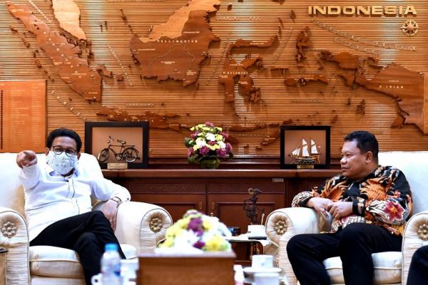 Gus Menteri Bahas Ini Saat Terima Bupati Morowali Utara