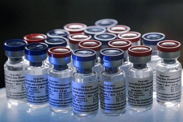 Rusia dan AS Adu Cepat Ciptakan Vaksin Covid-19