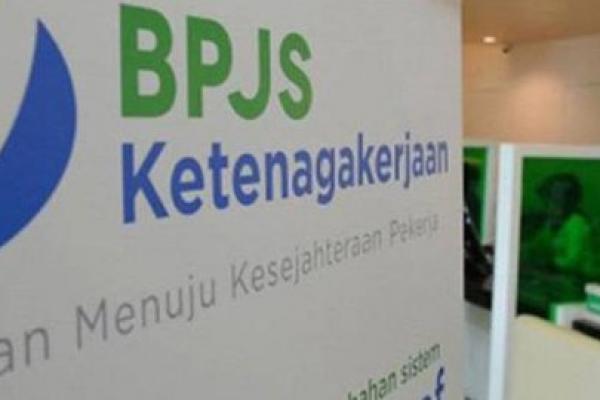 Jokowi Lantik Direksi dan Dewas BPSJ Ketenagakerjaan