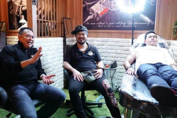 Nge-Vlog Bareng Hendric Shinigami, Bamsoet: Tato Bukan Untuk Gagah-gagahan