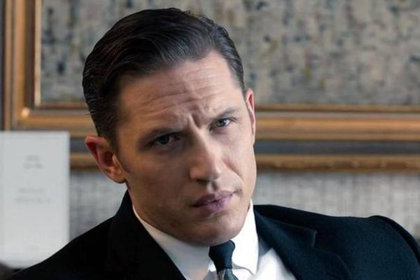 Tom Hardy Bakal Gantikan Daniel Craig?