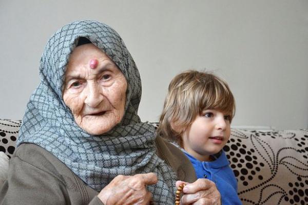 Nenek 105 Tahun Di Turki Sembuh Dari Covid-19 Dalam 5 Hari