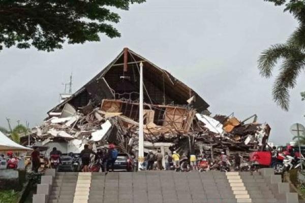  Korban Tewas Gempa Majene Bertambah Jadi 8 Orang