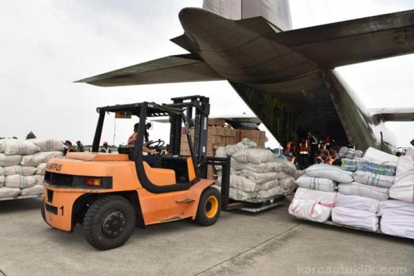  TNI AU Kirim 3 Pesawat Berisi Logistik Dan Personel Tanggulangi Bencana Di Sulbar
