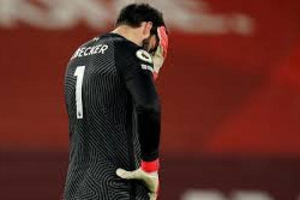 Alisson Blunder Lagi, Liverpool Takluk