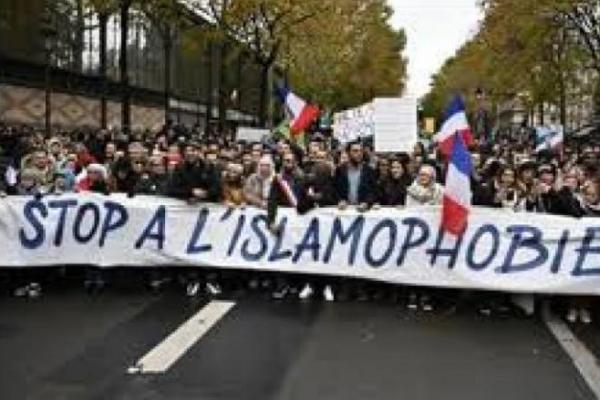 Warga Prancis Berunjuk Rasa Tolak RUU Anti-Muslim