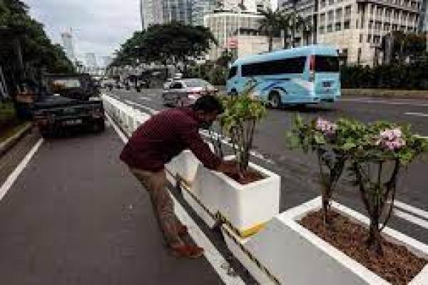 Jalur Sepeda Permanen di Sudirman-Thamrin Ditargetkan Maret 2021