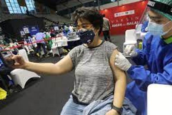  Indonesia Mulai Vaksinasi Wartawan dan Pekerja Media